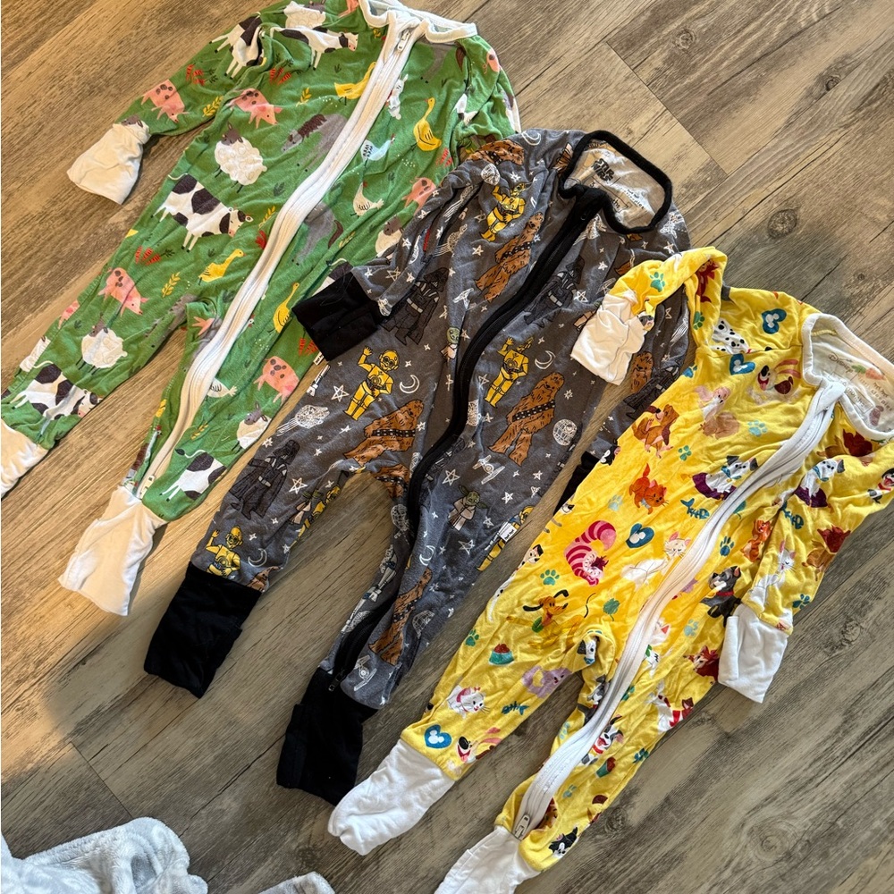 Little Sleepies bundle of 3 footie pajamas zippy